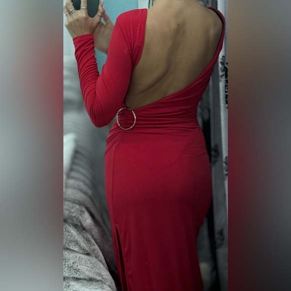 VENUS Long Sleeve Red Dress - Picture 4 of 4